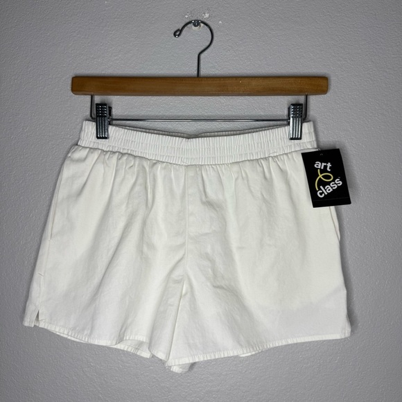 New Art Class White Shorts Lined Size L - Picture 7 of 9